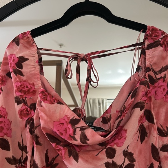 VICI Samar Satin Embossed Roses Cowl Neck Mini S NWOT - Picture 12 of 13